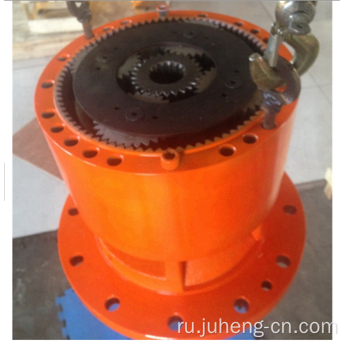 SY235 Редуктор поворота в наличии